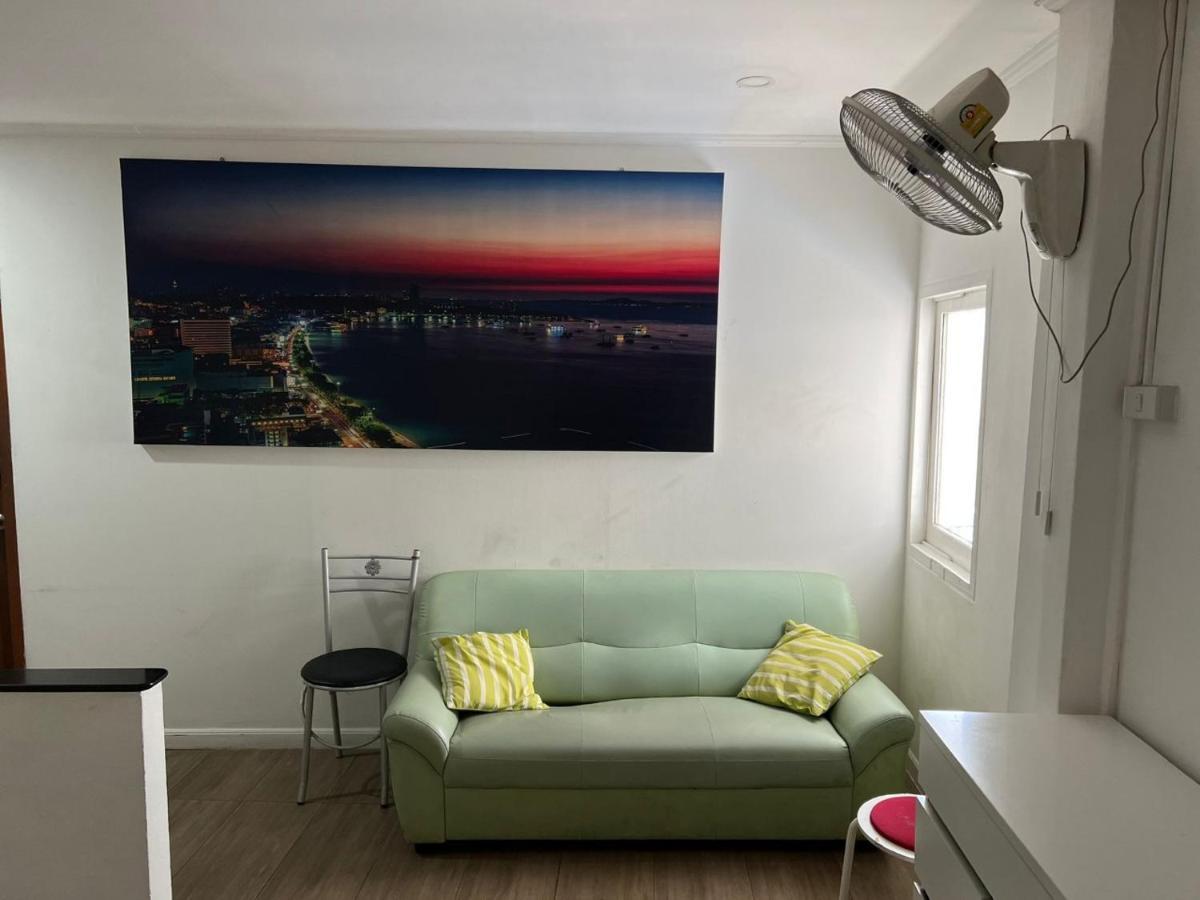 Galaxy Suites Паттая Екстер'єр фото
