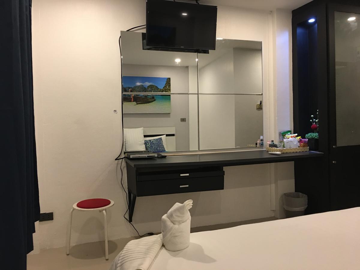 Galaxy Suites Паттая Екстер'єр фото